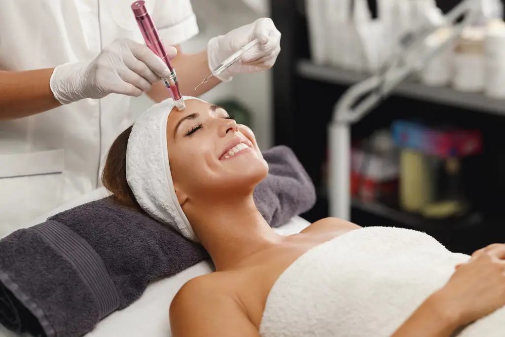 Skin needling treatment in progress, results gallery at Dulwich Natural Beauty London